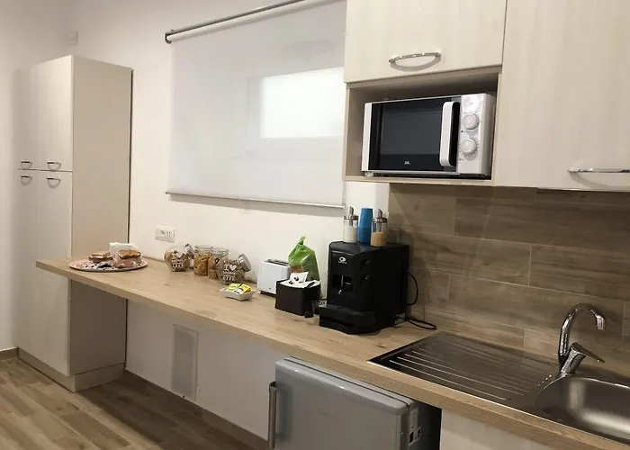 לינה וארוחת בוקר Arco Dolce Arco בנוונטו