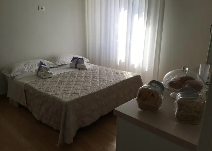 לינה וארוחת בוקר Arco Dolce Arco בנוונטו